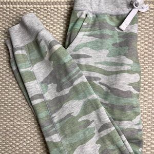 Camo print jogger sweatpants